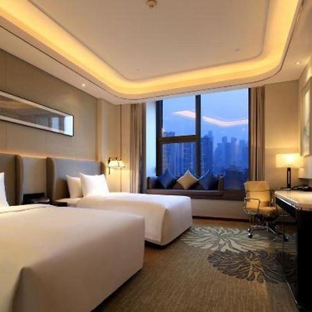 Hotel Wyndham Grand Plaza Royale Huayu Chongqing Extérieur photo