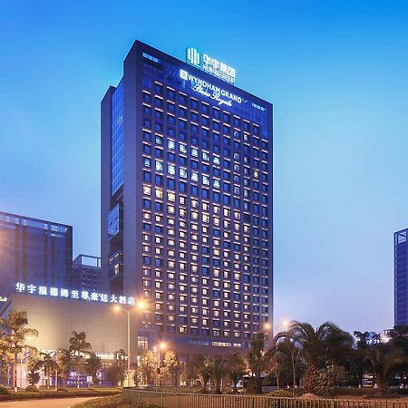 Hotel Wyndham Grand Plaza Royale Huayu Chongqing Extérieur photo