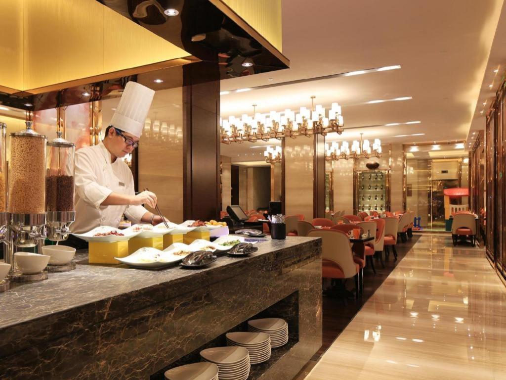 Hotel Wyndham Grand Plaza Royale Huayu Chongqing Extérieur photo