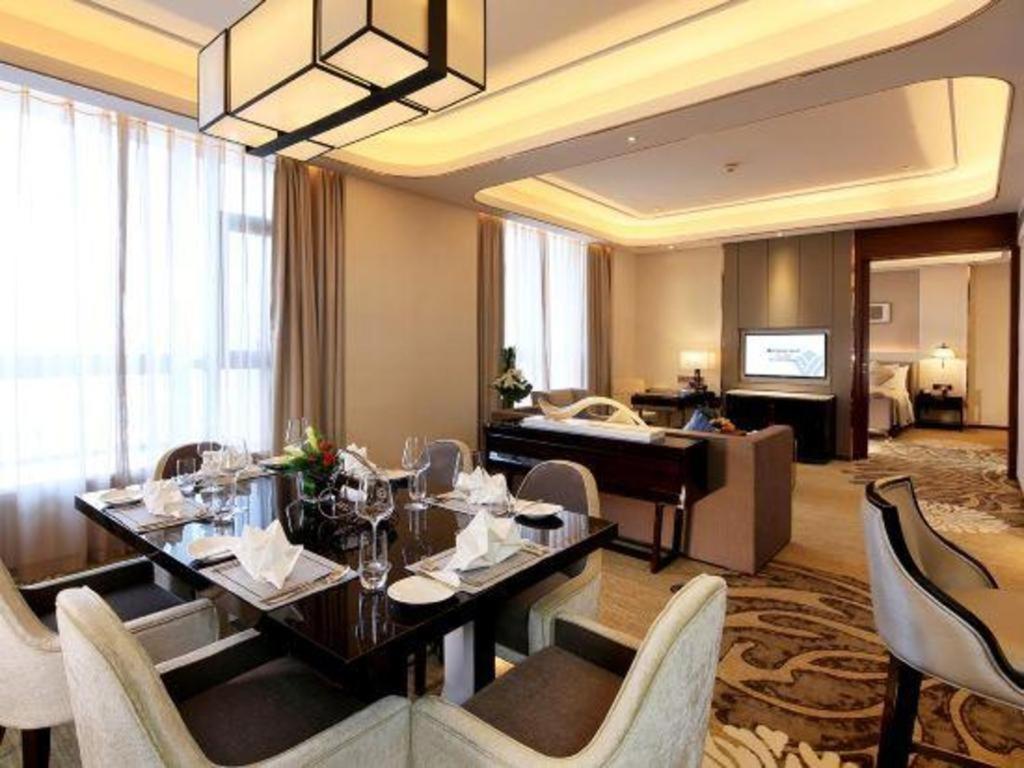 Hotel Wyndham Grand Plaza Royale Huayu Chongqing Extérieur photo