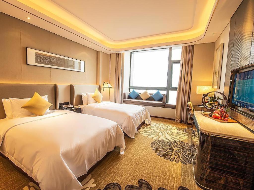 Hotel Wyndham Grand Plaza Royale Huayu Chongqing Extérieur photo