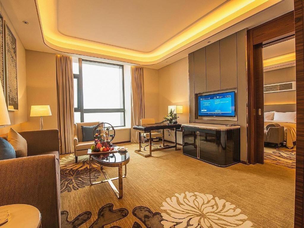 Hotel Wyndham Grand Plaza Royale Huayu Chongqing Extérieur photo