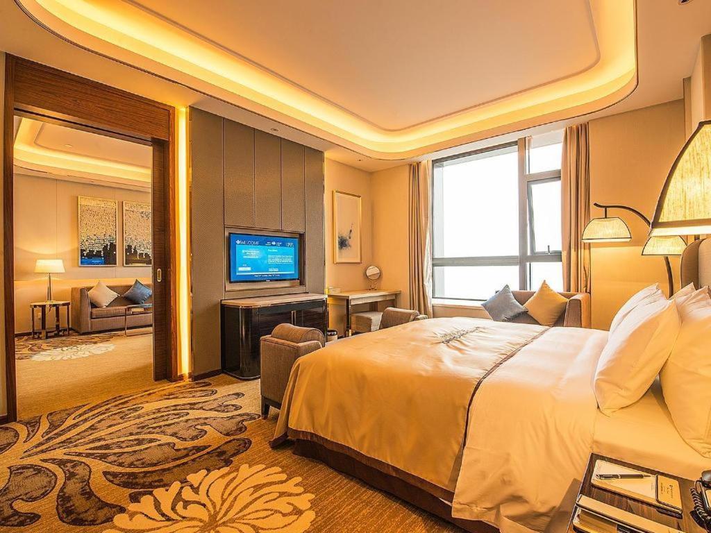 Hotel Wyndham Grand Plaza Royale Huayu Chongqing Extérieur photo