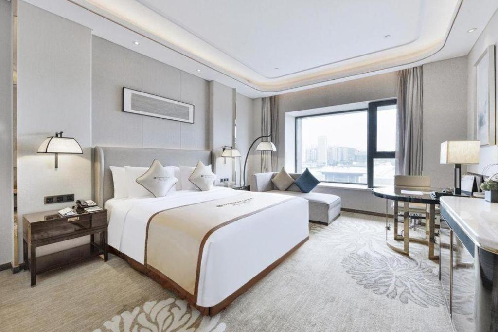 Hotel Wyndham Grand Plaza Royale Huayu Chongqing Extérieur photo