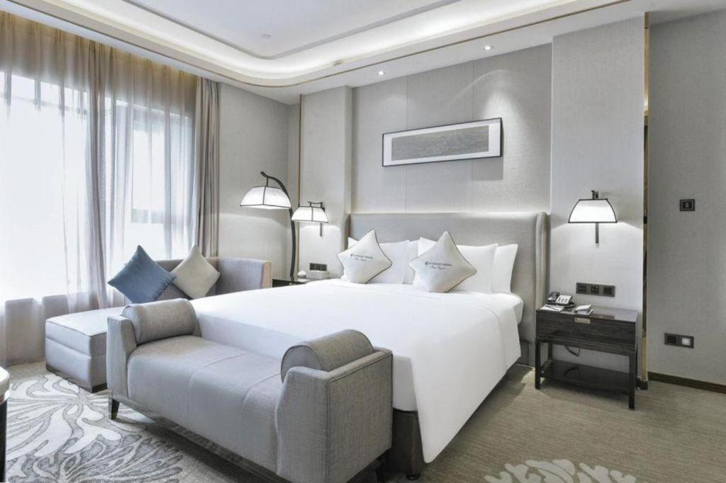 Hotel Wyndham Grand Plaza Royale Huayu Chongqing Extérieur photo